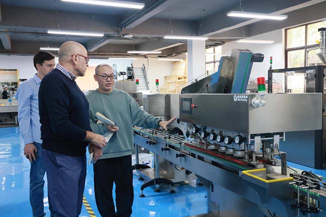 customer visit rich packing